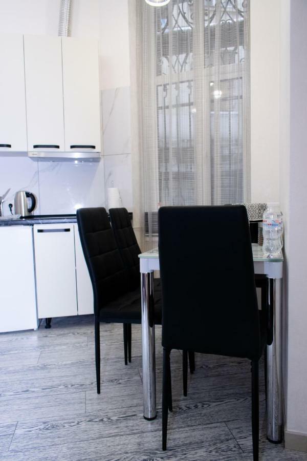 Apartment Barvy Lvova On Kostyushka St מראה חיצוני תמונה
