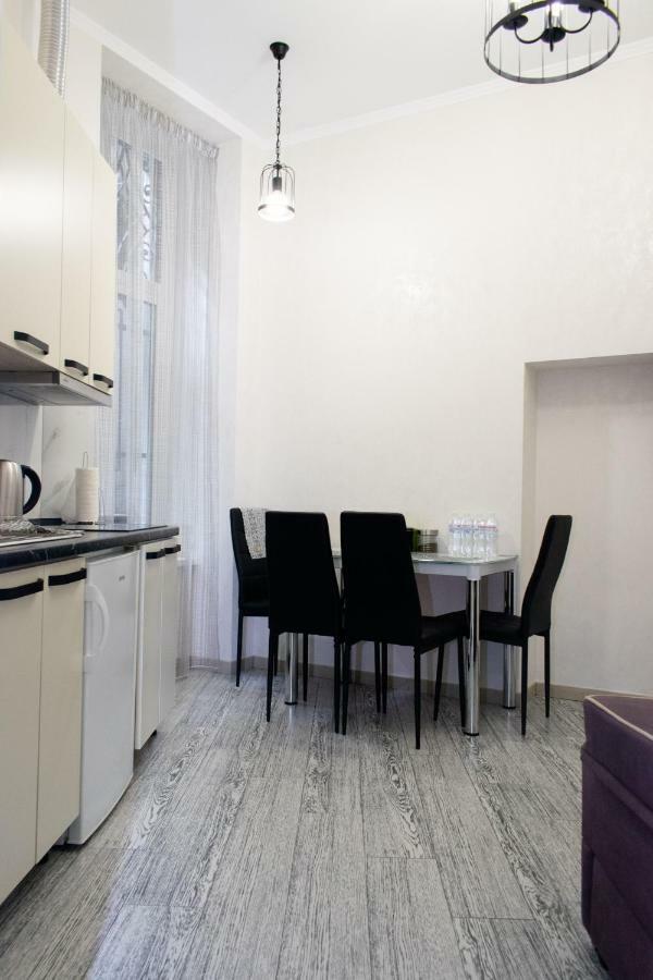 Apartment Barvy Lvova On Kostyushka St מראה חיצוני תמונה