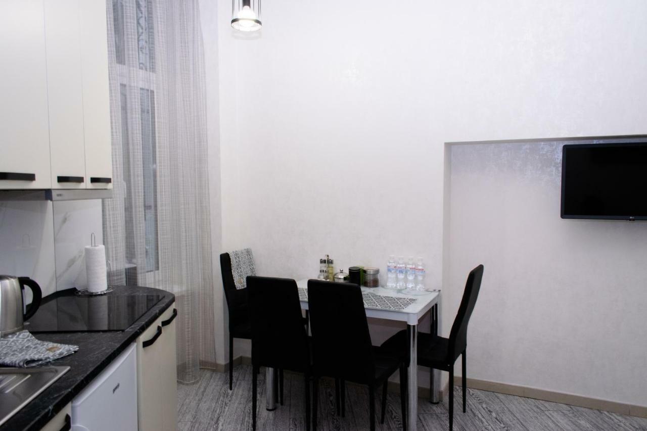 Apartment Barvy Lvova On Kostyushka St מראה חיצוני תמונה