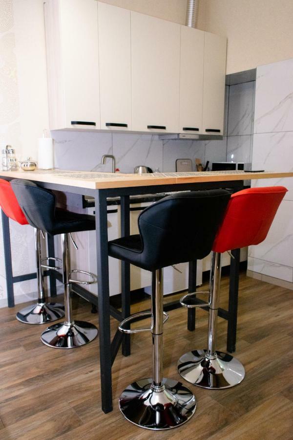 Apartment Barvy Lvova On Kostyushka St מראה חיצוני תמונה