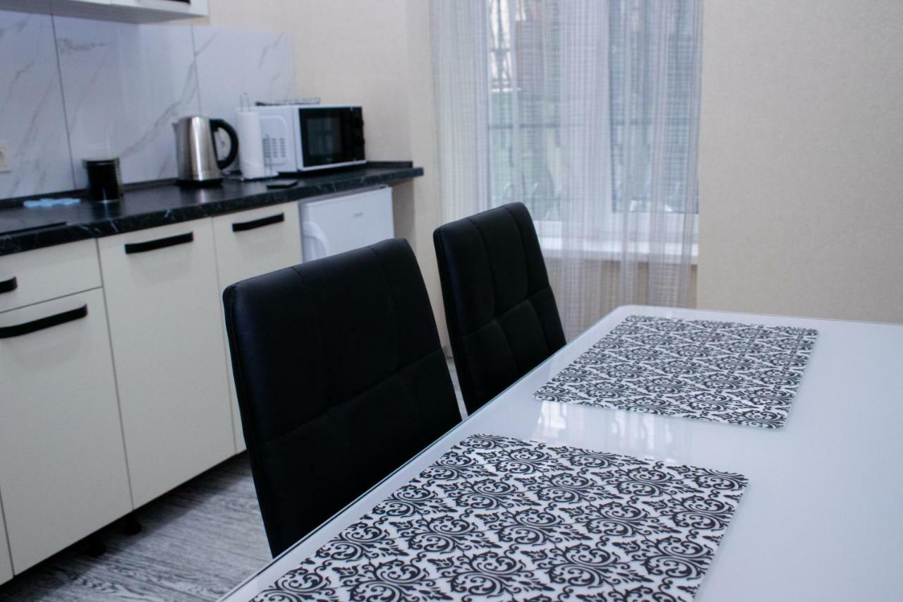 Apartment Barvy Lvova On Kostyushka St מראה חיצוני תמונה