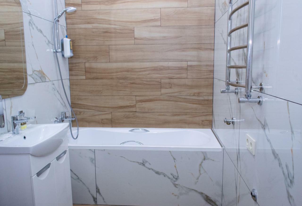 Apartment Barvy Lvova On Kostyushka St מראה חיצוני תמונה